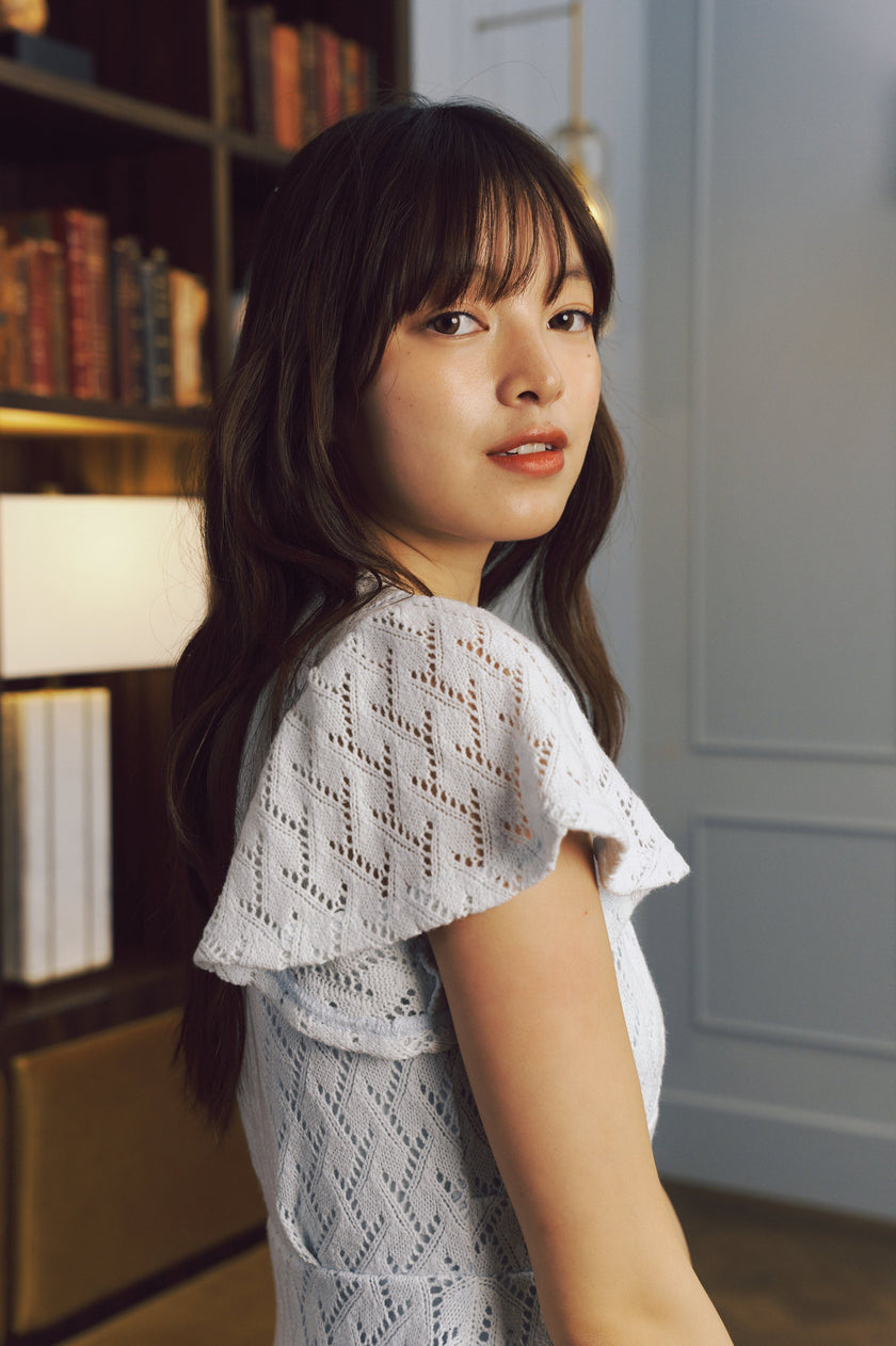 Chic White Geometric Knit Mini Dress