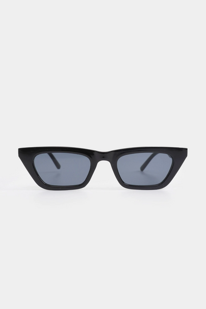 Sleek Black '90s Skinny Sunglasses