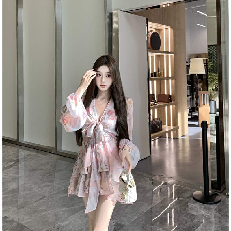 One-Piece Modern Elegant Outfit for Women